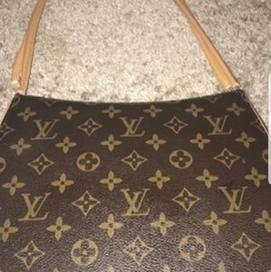 LV Purse